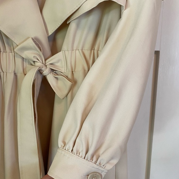DISSH Cream Trench Coat - Picture 4 of 8
